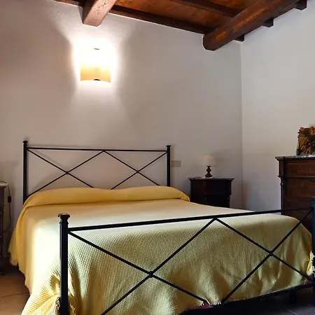 Farm stay Agriturismo I Due Casali Vetralla