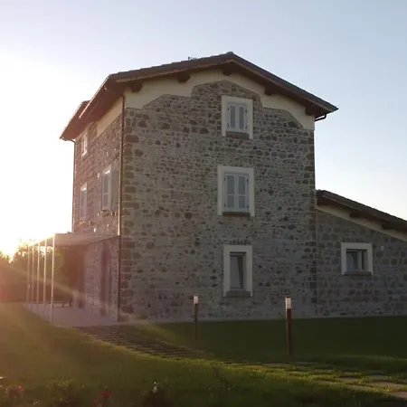 Agriturismo I Due Casali Farm stay *